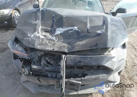 2021 Ford Mustang Ecoboost Premium z USA, uszkodzony, nr VIN 1FATP8UH2M5120209